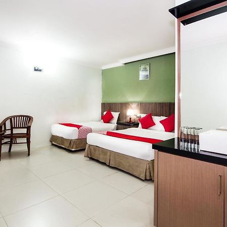 Crystal City Hotel Kuantan Exterior foto